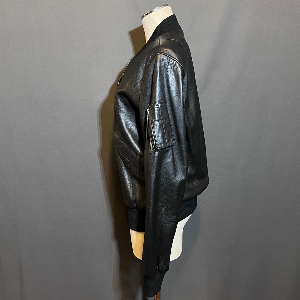 VINCE Men’s Leather Bomber Jacket In Black - Picture 9 of 16